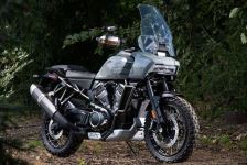 Harley-Davidson-pan-america-1260-adventure-motorcycle-a.jpg